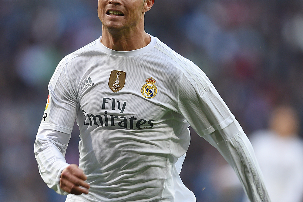 曼城赛季目标直指三冠王（曼城本季剑指三冠王）