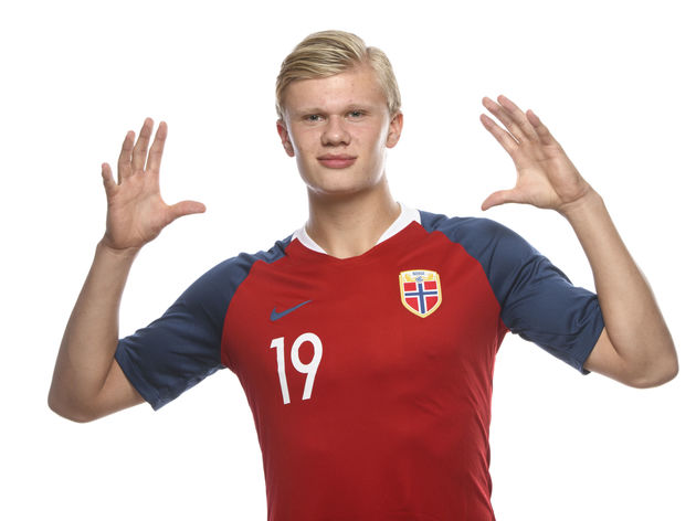 为什么孔帕尼和拜仁是天作之合？ 家族史铸就了他的坚韧不拔（孔帕尼与拜仁的完美契合：家族传承淬炼他的韧性）