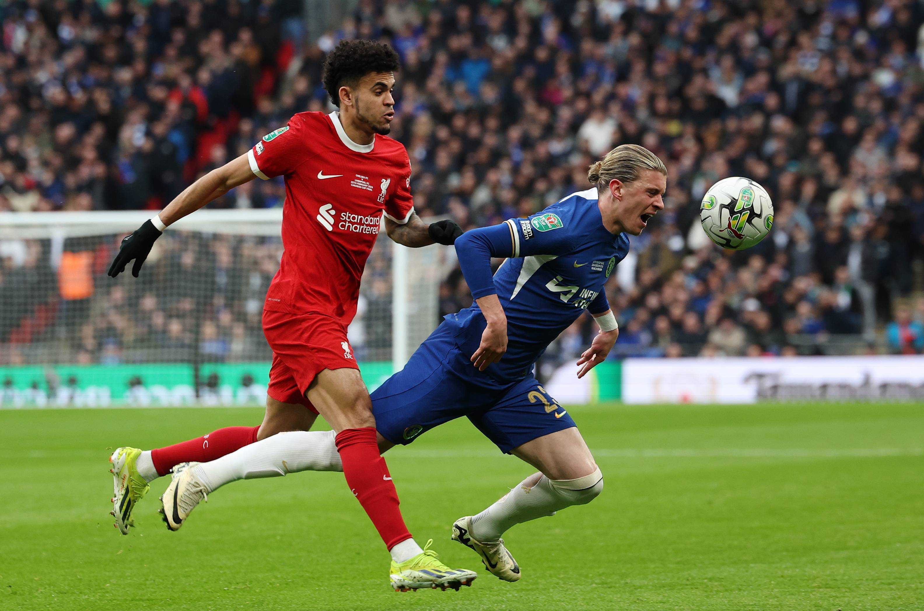 小蜘蛛未获最佳前锋提名，冈萨雷斯晒照：显然他们什么都不懂（小蜘蛛无缘最佳前锋提名，冈萨雷斯晒照质疑：他们根本不懂球）