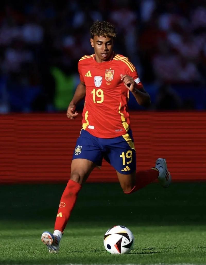 于帕：尤其感谢孔帕尼对我的指导；已经克服注意力不集中问题（于帕感谢孔帕尼悉心指点：注意力不集中已成过去）