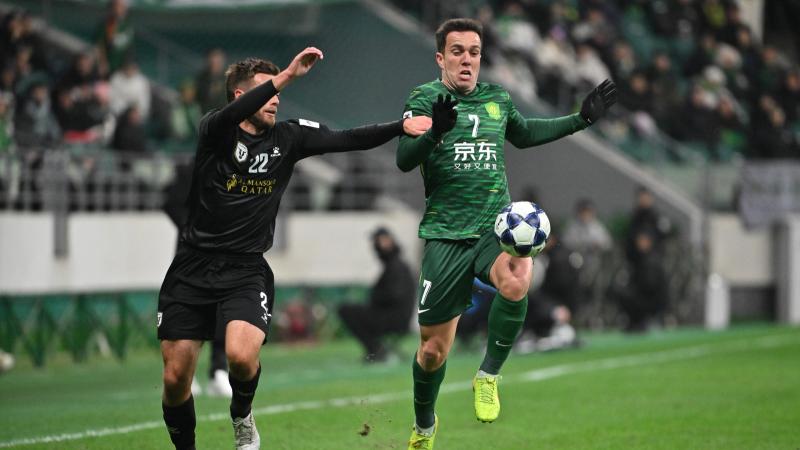 三连败！利物浦1-4埃因霍温Liverpool 1-4 PSV 🥶（利物浦惨遭三连败：1-4负于埃因霍温 🥶）