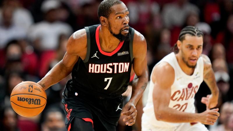 NBA常规赛战报：湖人客场险胜太阳,（湖人客场险胜太阳：NBA常规赛快讯）