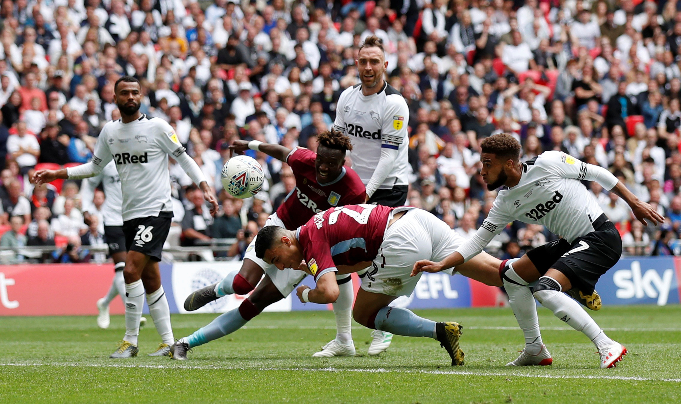 小法：阿森纳是一支防守非常出色的球队，他们补强得很好（小法：阿森纳防守出众，补强十分到位）