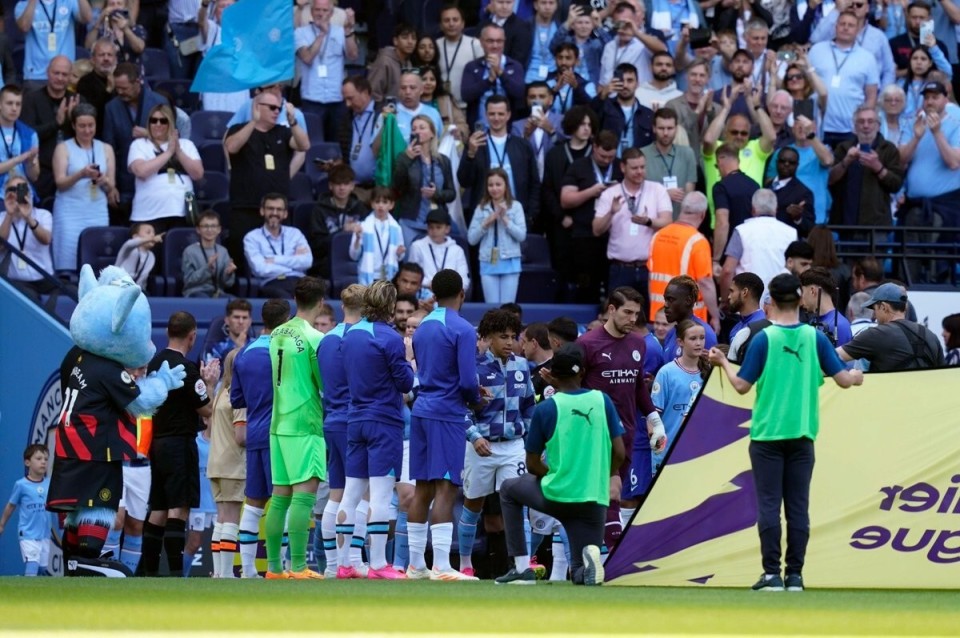 足记·风云丨2025足协杯巅峰之战—钟义浩（足记·风云：2025足协杯终极对决——钟义浩）