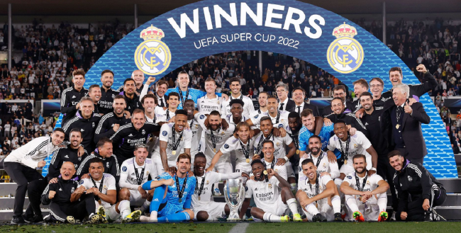 NBA常规赛战报：湖人客场险胜太阳,（NBA常规赛速报：湖人客场险胜太阳）