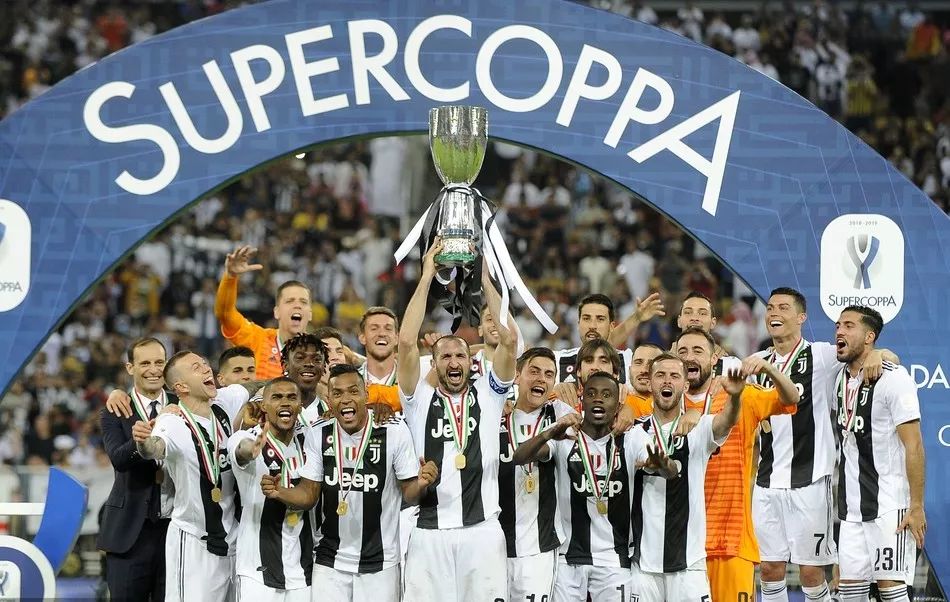 国足选帅时间线：9月5日公开选聘，今日邵佳一出任新帅（国足选帅进展：9月5日启动公开选聘，邵佳一今日担任主帅）