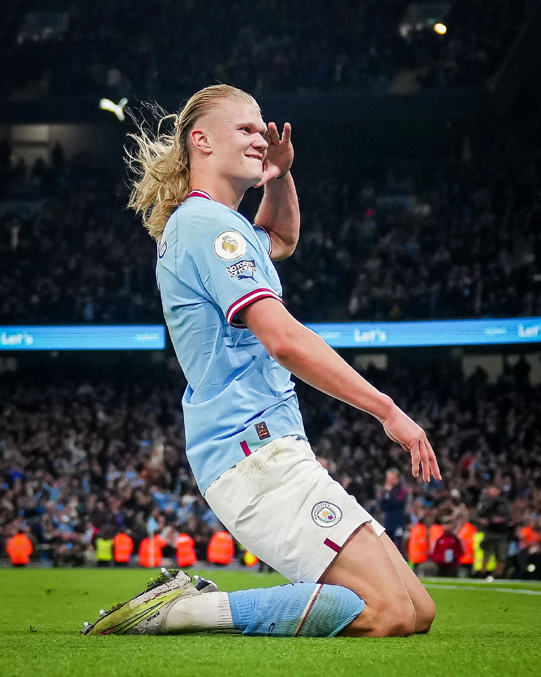 世体：小西蒙尼遭毕包球迷严重辱骂，已被西甲联盟记录在案（世体：小西蒙尼遭毕尔巴鄂球迷恶意辱骂，西甲联盟已予备案）